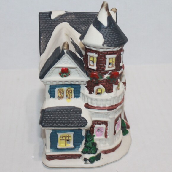 Enchanted Christmas 6" Porcelain Christmas Village House with Light - Picture 5 of 7